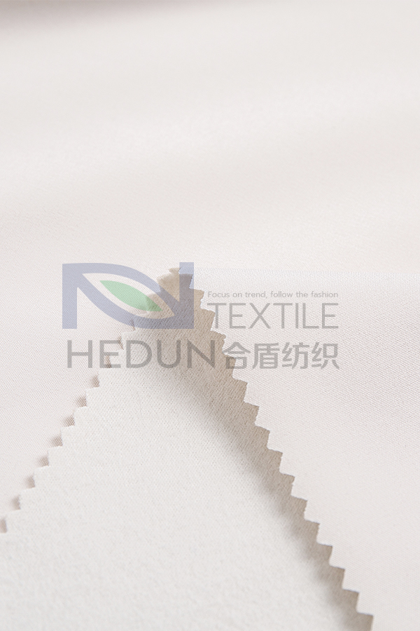 Four-sided elastic fleece cloth